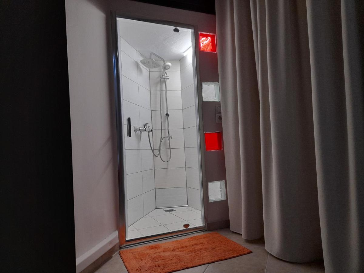 Апартаменты Exantas The Lux-Veria Экстерьер фото